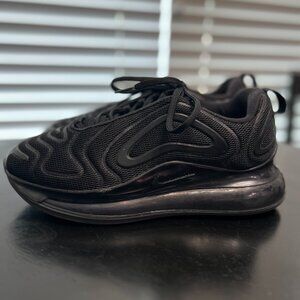 Youth Nike Air Max 720 'Triple Black'